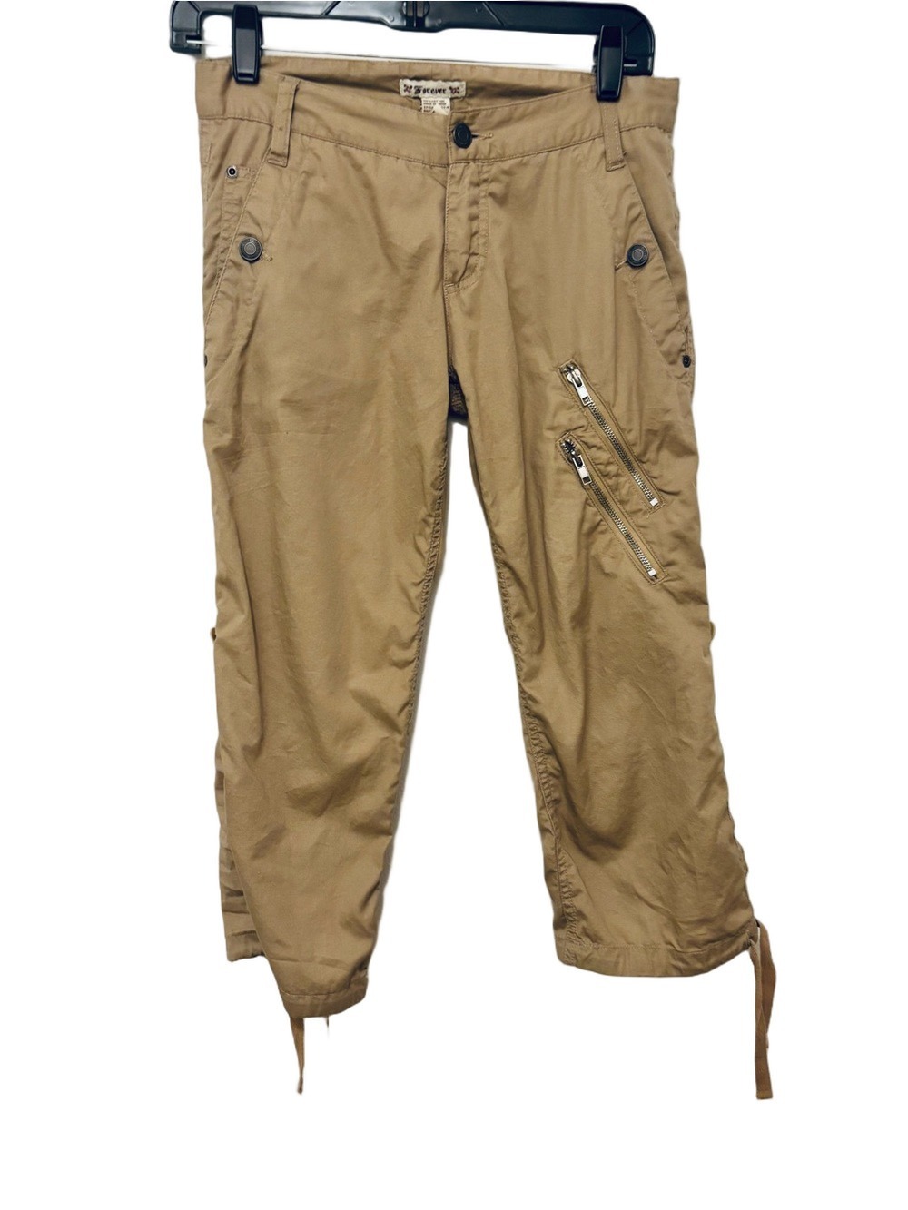 Forever 21 Vintage Y2K Low Rise Tan Convertible Capri Pants Zip Pockets